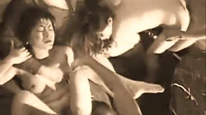 Bietet der Brust fest german swinger porn hd 7